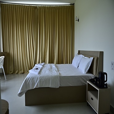 Deluxe Luxury Balcony Attached Room